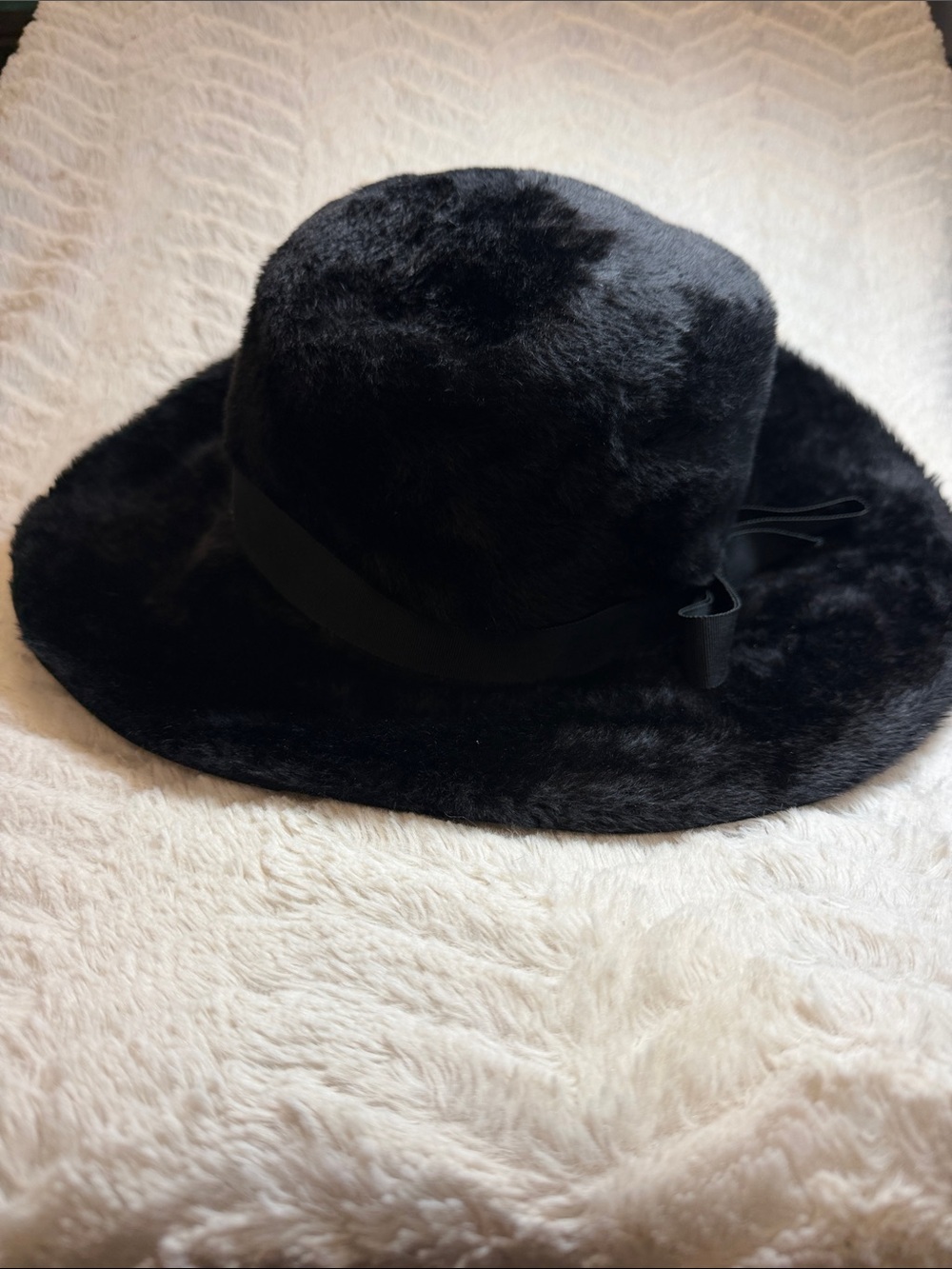 Patrice (USA)Vintage Wide-Brim Bucket Hat Body Made in Italy Velour Mid-Century